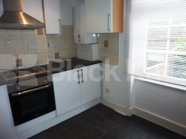 			CLOSE TO REGENTS PARK!, 2 Bedroom, 1 bath, 1 reception Flat			 Lisson Grove, MARYLEBONE